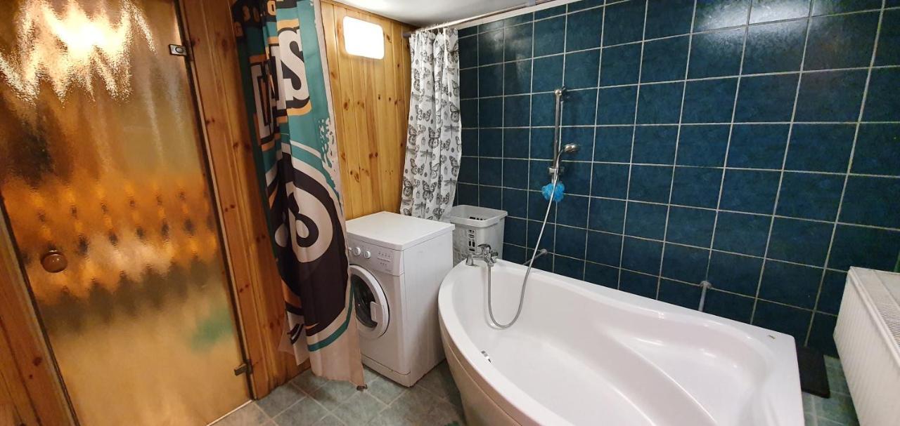 Aparthotel 4 ,, Cosy House Billiard " - Sauna & Parking Kowno Zewnętrze zdjęcie