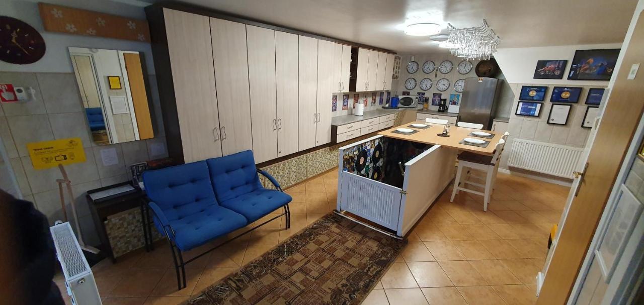 Aparthotel 4 ,, Cosy House Billiard " - Sauna & Parking Kowno Zewnętrze zdjęcie