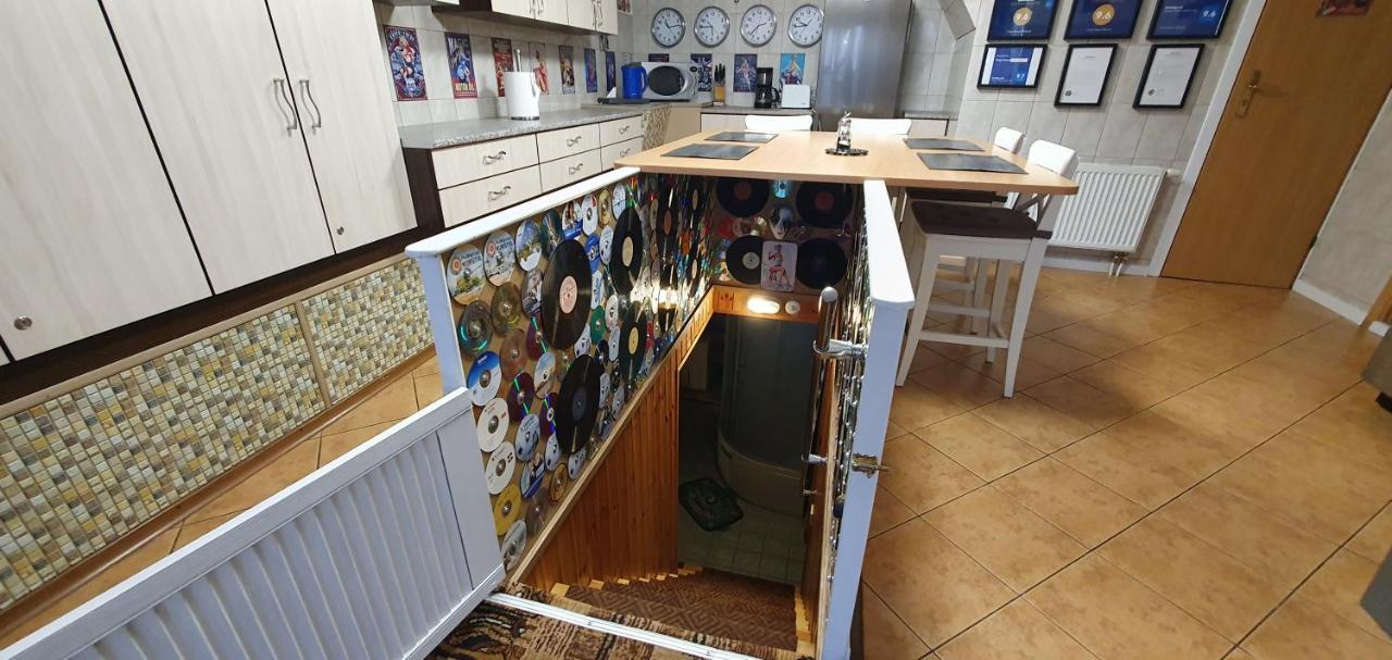 Aparthotel 4 ,, Cosy House Billiard " - Sauna & Parking Kowno Zewnętrze zdjęcie